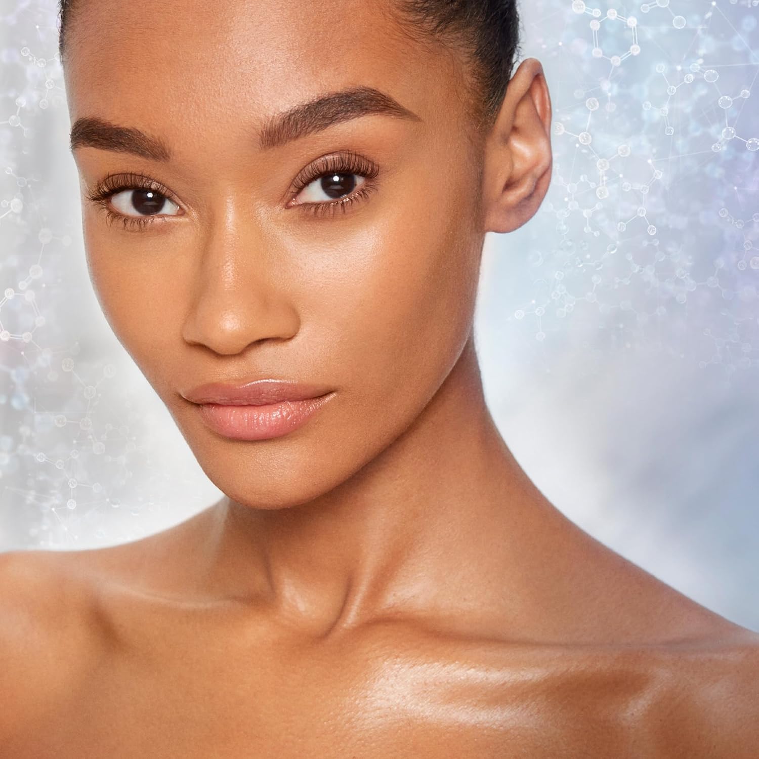 Charlotte Tilbury Invisible UV Flawless Makeup Primer - Broad Spectrum SPF 50 Sunscreen & Poreless Face Primer - Enriched with Hyaluronic Acid to Hydrate, Protect & Prime Skin - Image 5