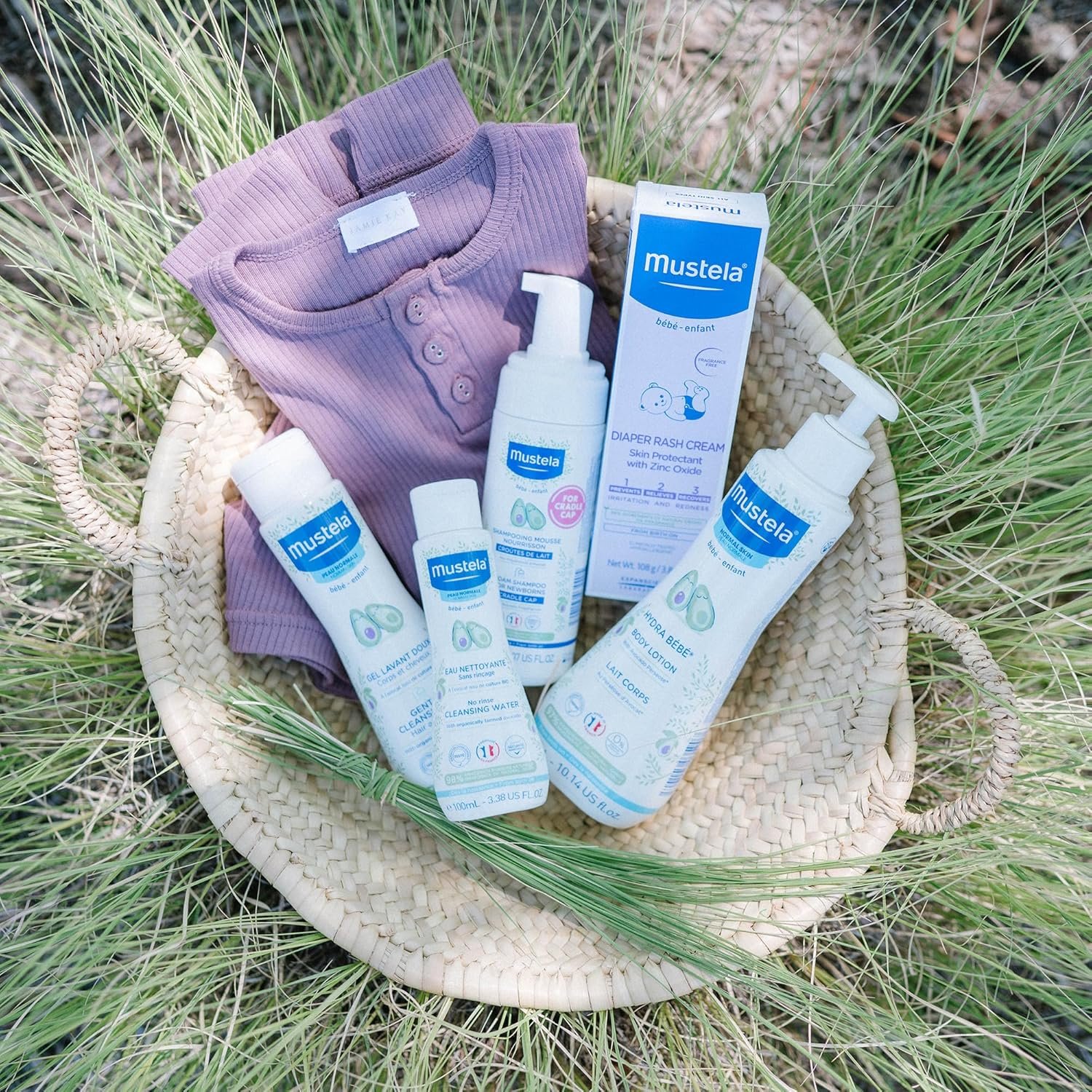 Mustela Newborn Arrival Gift Set - Baby Skincare & Bath Time Essentials - Natural & Plant Based - 5 Items Set - Image 11