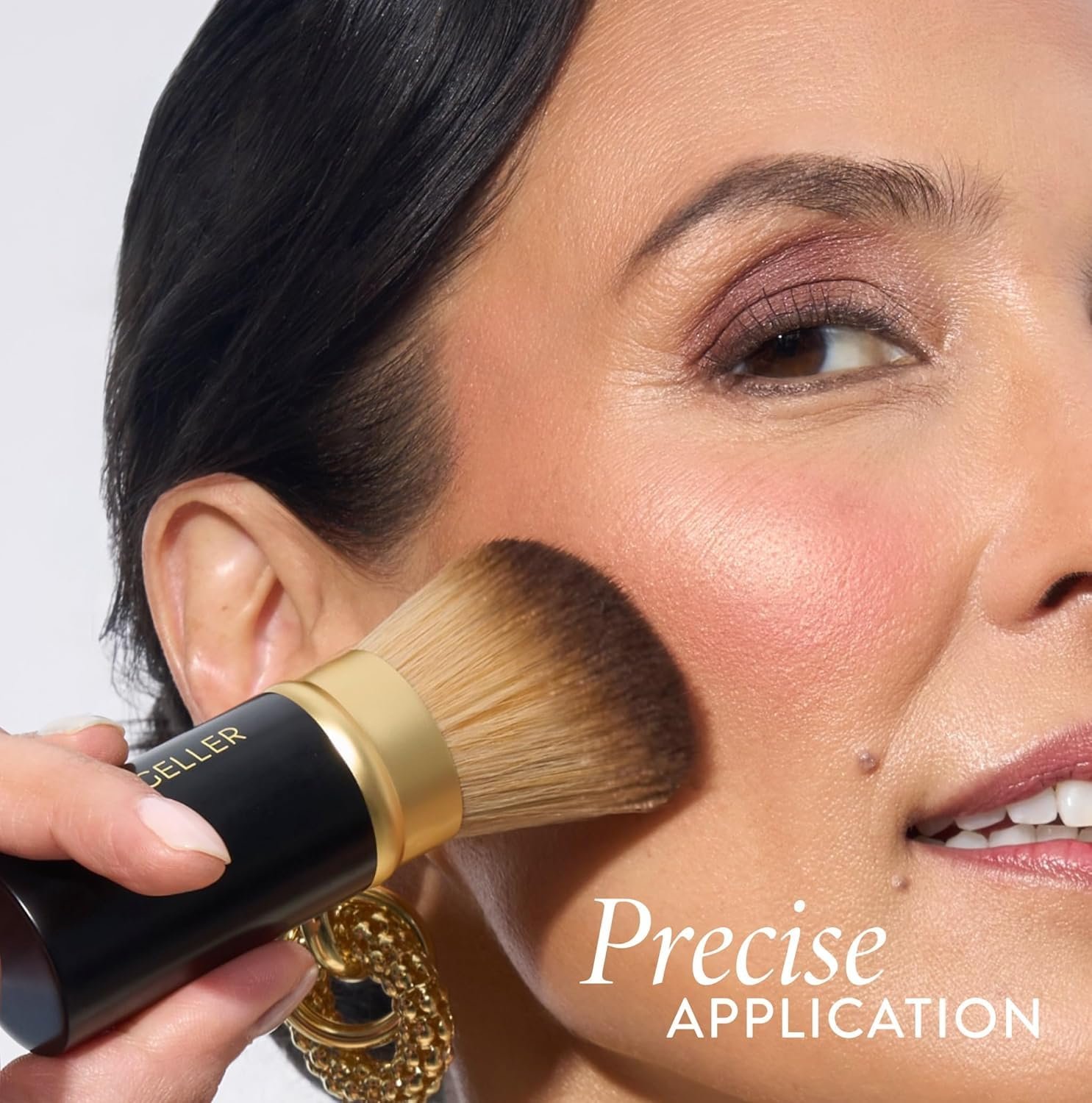 LAURA GELLER NEW YORK Baked Starter Kit - Full Coverage: Double Take Powder Foundation + Best of the Best Face Palette + Retractable Angled Kabuki Brush (03 Light) - Image 3