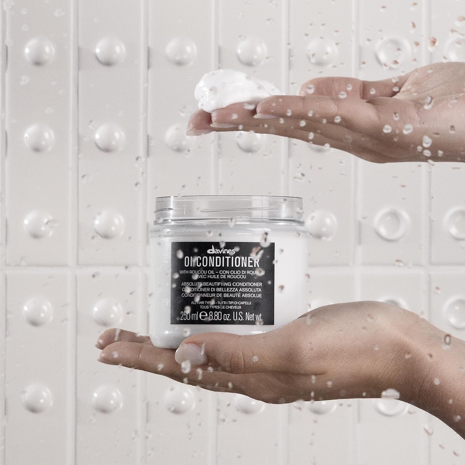 Davines OI All In One Milk, Hair Leave-in Conditioner Multi-Function Spray Treatment - Detangles, Controls Frizz & Heat Protectant - Weightless Antioxidant Roucou Oil Formula - Image 6