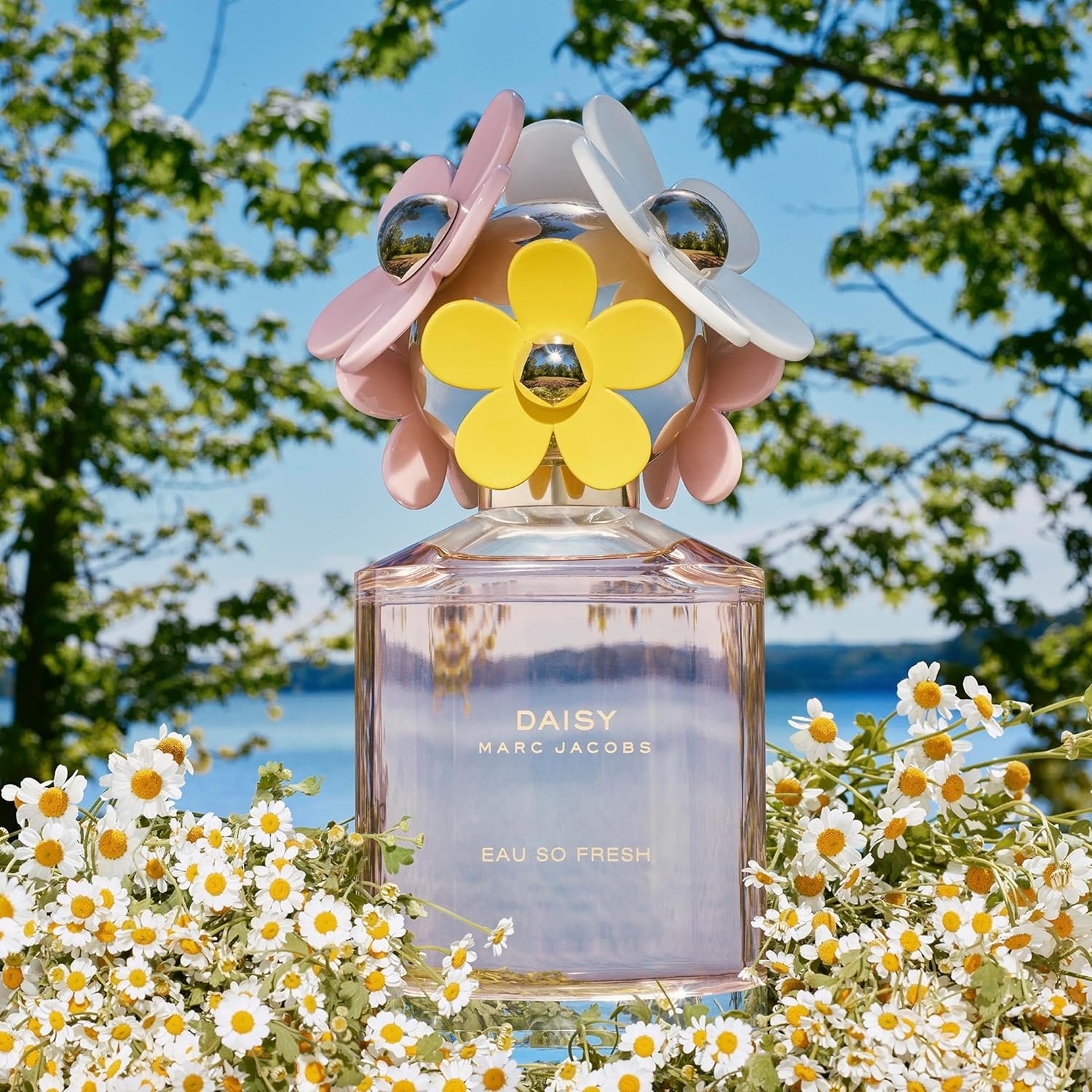 Marc Jacobs Daisy Eau So Fresh Eau de Toilette – Fresh Floral Women's Perfume – With Notes of Raspberry, Wild Rose, Grapefruit & Soft Musks - Image 6