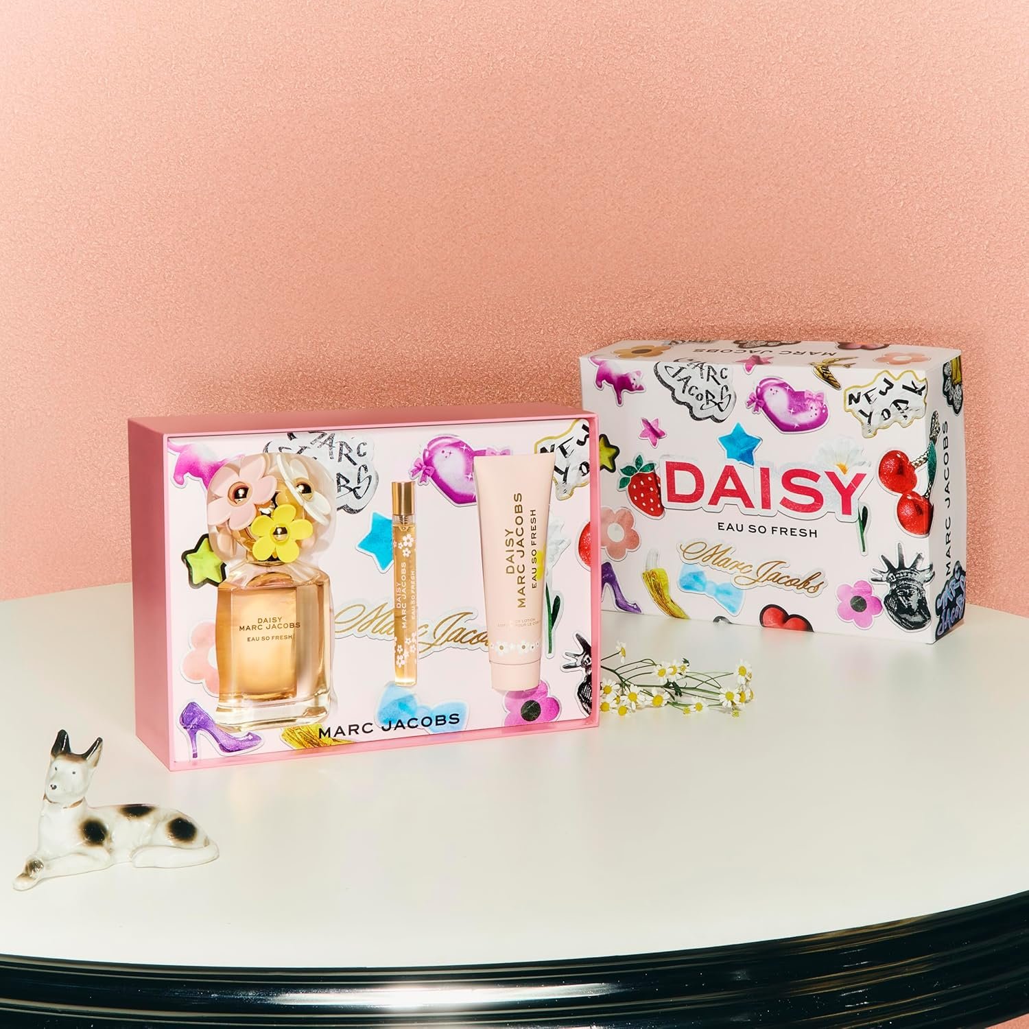 Marc Jacobs Daisy Eau So Fresh Eau de Toilette – Fresh Floral Women's Perfume – With Notes of Raspberry, Wild Rose, Grapefruit & Soft Musks - Image 3